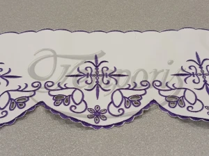 Koronka ołtarzowa fioletowa 2547F