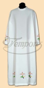 Alba kapłańska biała z haftem 20