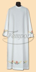Alba kapłańska biała z haftem 24