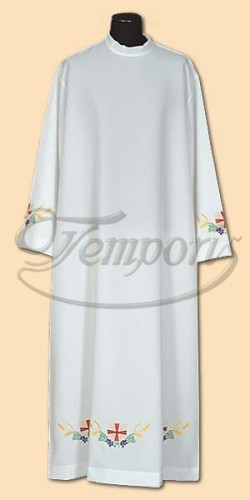 Alba kapłańska biała z haftem 24
