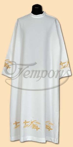 Alba kapłańska biała z haftem 25