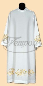 Alba kapłańska biała z haftem 29