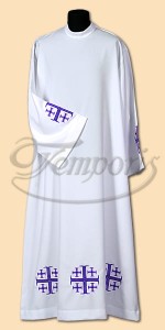 Alba kapłańska biała z haftem 34