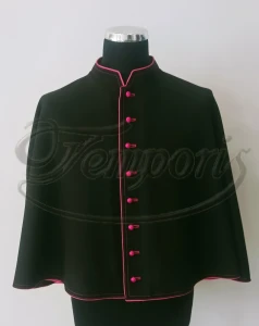 Mucet czarny z amarantowym sznurkiem