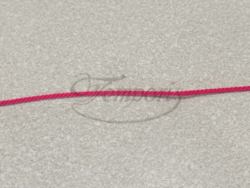 Sznurek skręcany do sutanny amarantowy