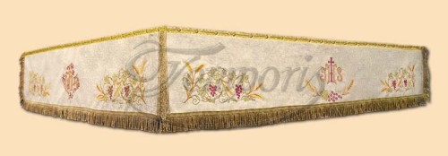 Baldachim procesyjny haftowany 241